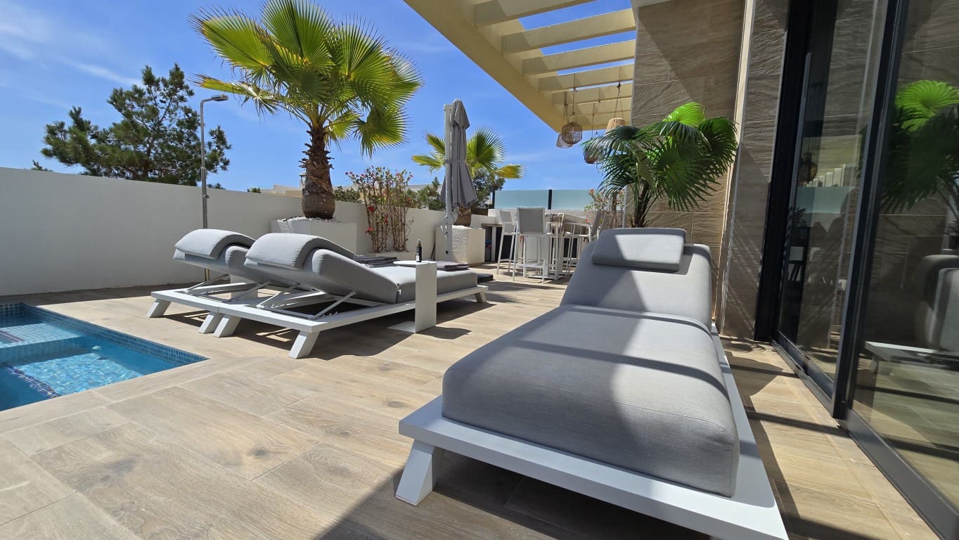 3 sovrum Villa till salu i Los Montesinos med pool - 520 000 € (Ref: 9799661)