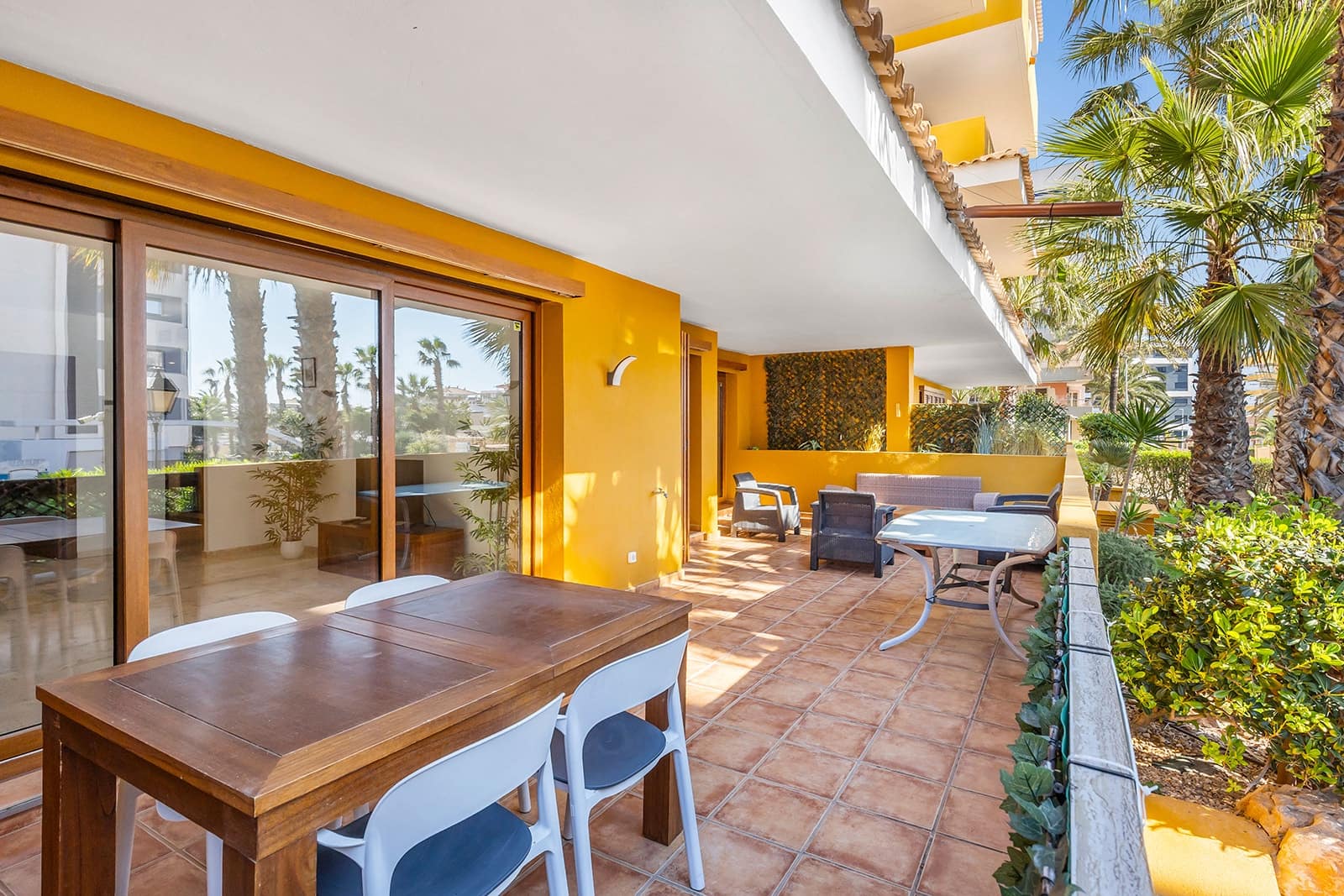 2 bedroom Apartment for sale in Torrevieja with pool garage - € 345,000 (Ref: 9799671)