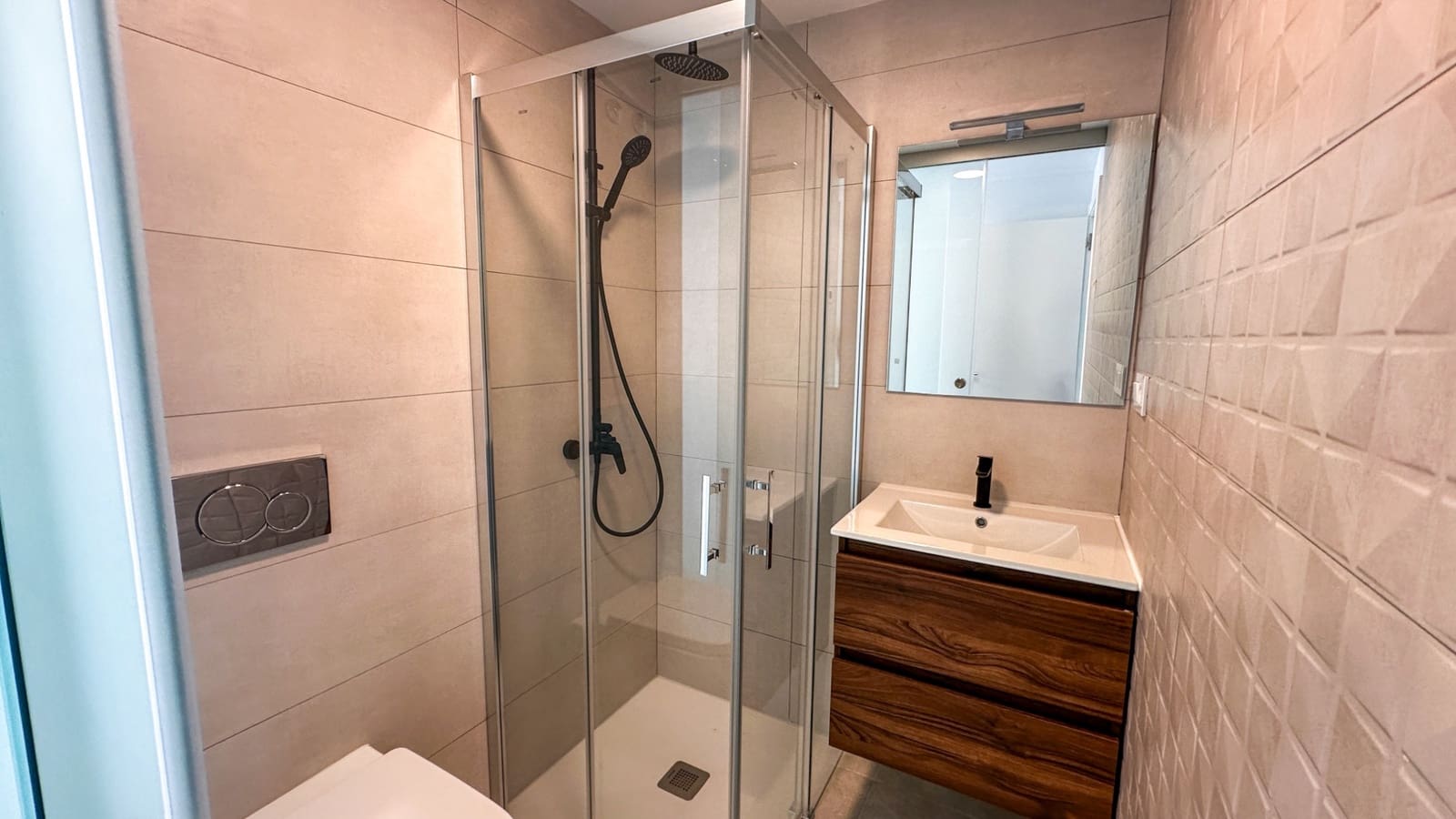 2 bedroom Apartment for sale in Orihuela Costa with pool - € 255,000 (Ref: 9805682)