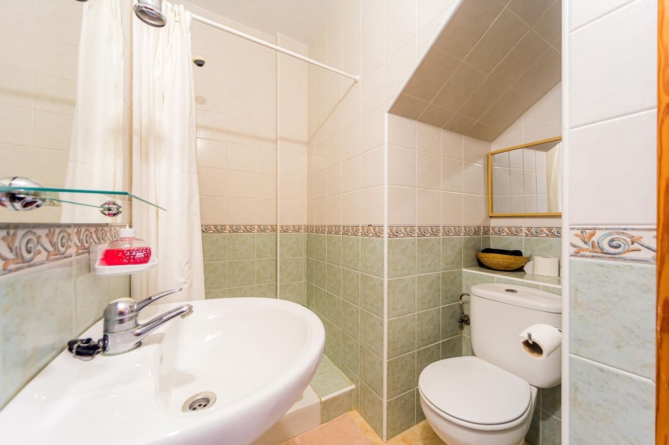 4 Zimmer Apartment zu verkaufen in Dehesa de Campoamor - 335.000 € (Ref: 9805683)