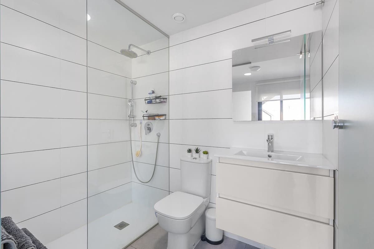 Ático de 2 habitaciones en Orihuela en venta con piscina garaje - 289.900 € (Ref: 9805695)