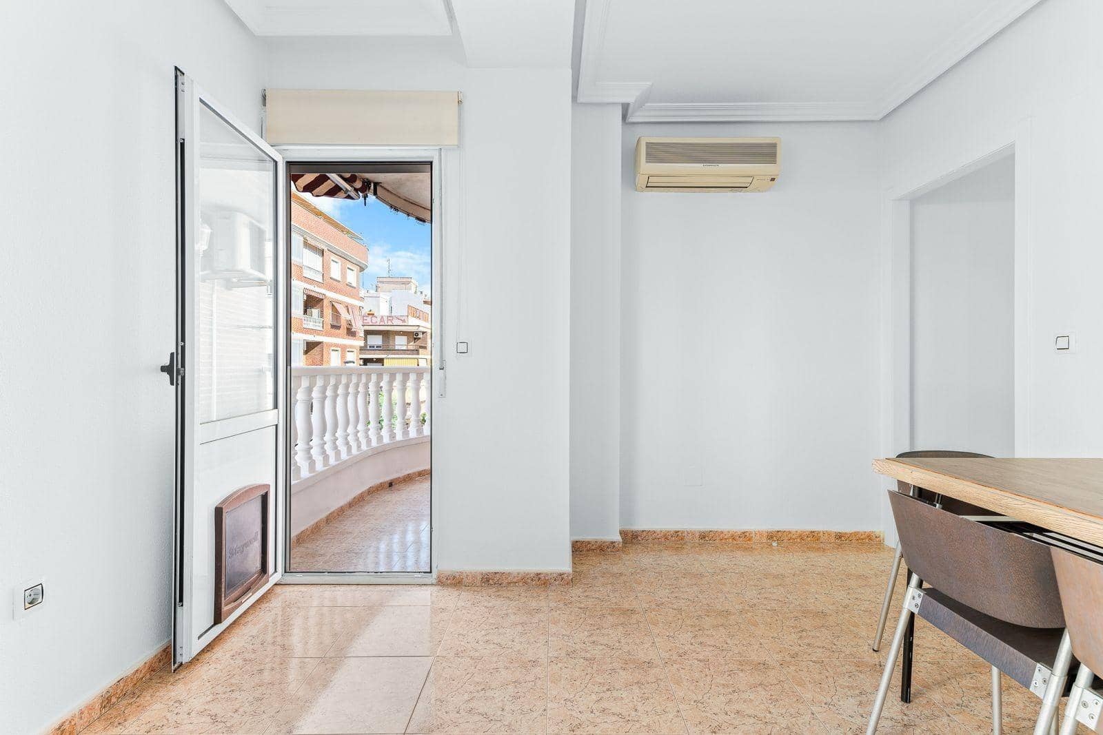 3 camera da letto Appartamento in vendita in Torrevieja - 155.900 € (Rif: 9812429)