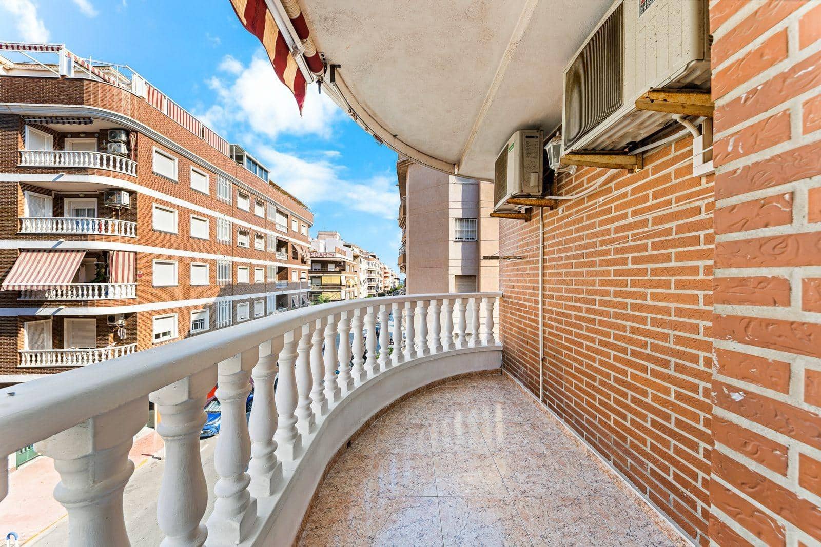 3 camera da letto Appartamento in vendita in Torrevieja - 155.900 € (Rif: 9812429)
