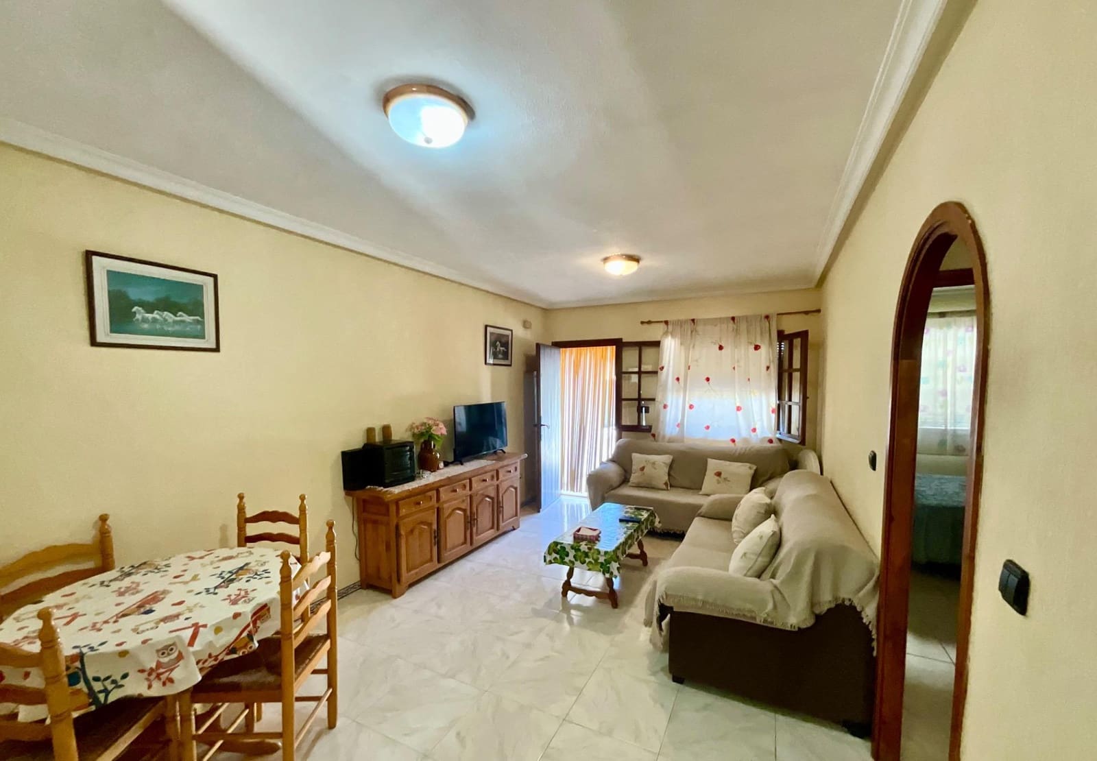 2 soveværelse Bungalow til salg i Torrevieja med swimmingpool - € 156.000 (Ref: 9812430)