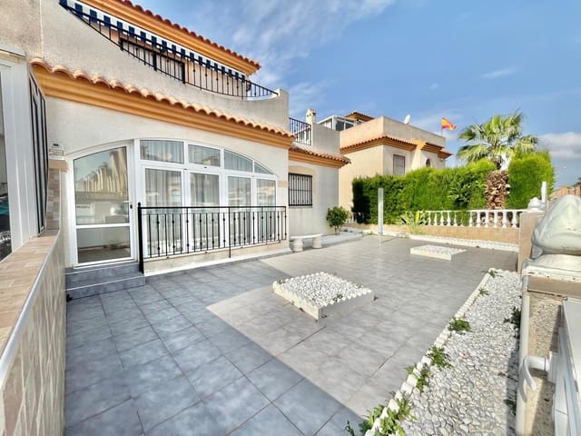 3 soverom Bungalow til salgs i Playa Flamenca, Orihuela med svømmebasseng - € 249 500 (Ref: 9812439)