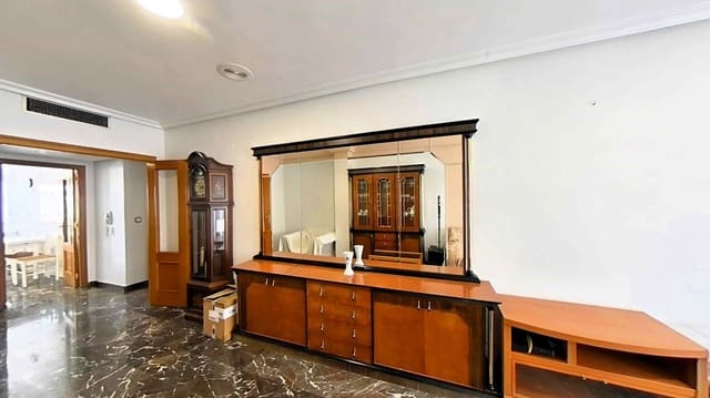 4 soveværelse Lejlighed til salg i Pilar de la Horadada ciudad, Pilar de la Horadada med garage - € 199.900 (Ref: 9813943)
