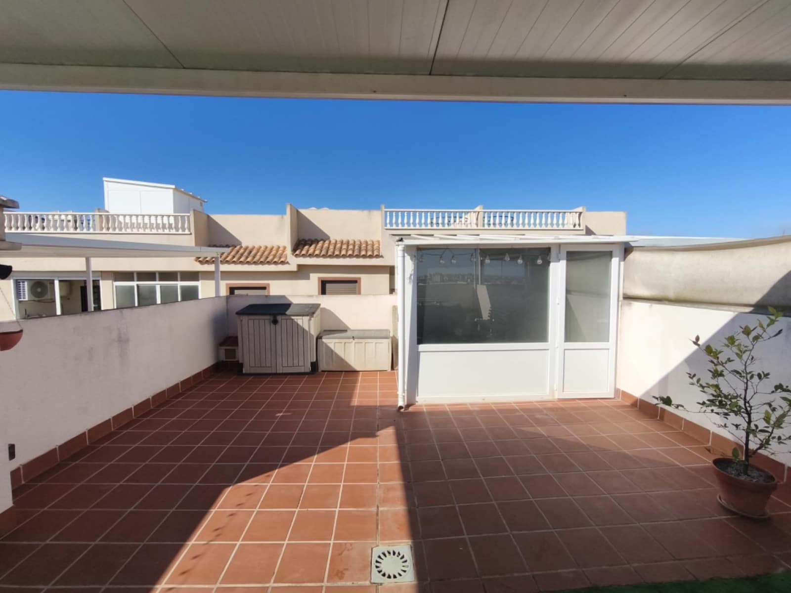 2 sovrum Bungalow till salu i Torrevieja med pool - 189 000 € (Ref: 9813947)