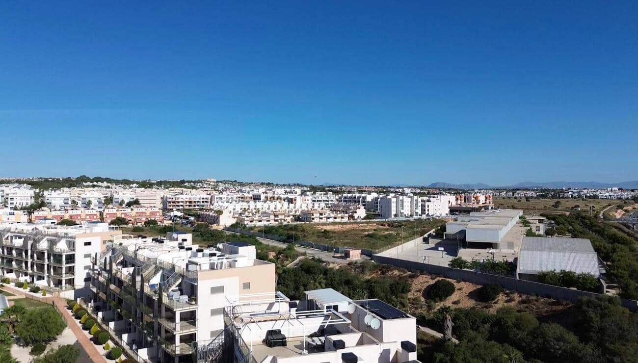 3 chambre Appartement à vendre à Villamartin avec piscine garage - 324 900 € (Ref: 9823609)