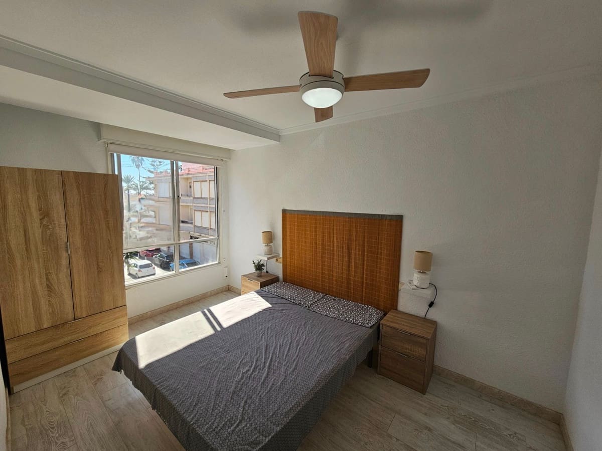 2 makuuhuone Huoneisto myytävänä paikassa Torrevieja - 265 000 € (Ref: 9825655)