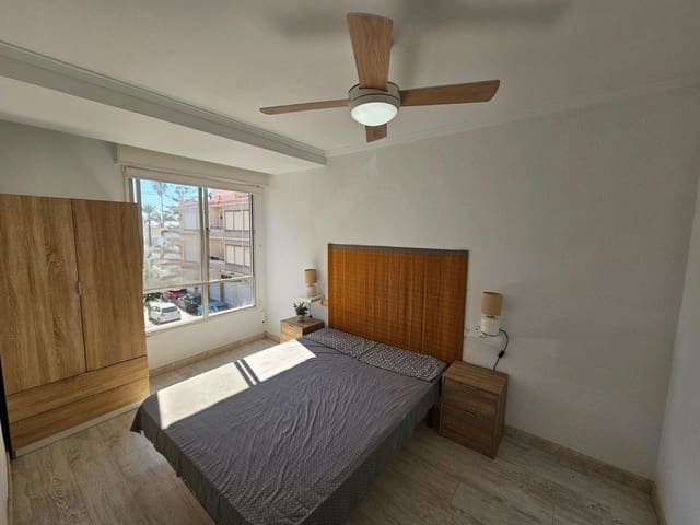 2 makuuhuone Huoneisto myytävänä paikassa Puerto Deportivo, Torrevieja - 265 000 € (Ref: 9825655)