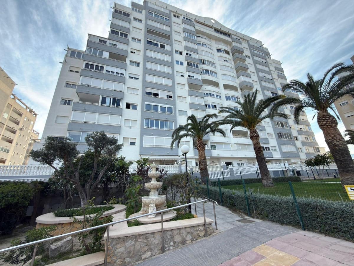 2 Zimmer Apartment zu verkaufen in La Villajoyosa / Vila Joiosa - 252.000 € (Ref: 9825668)
