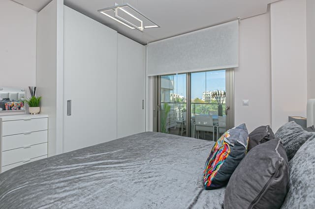 3 makuuhuone Huoneisto myytävänä paikassa Los Dolses, Orihuela mukana uima-altaan 
autotalli - 274 995 € (Ref: 9825672)