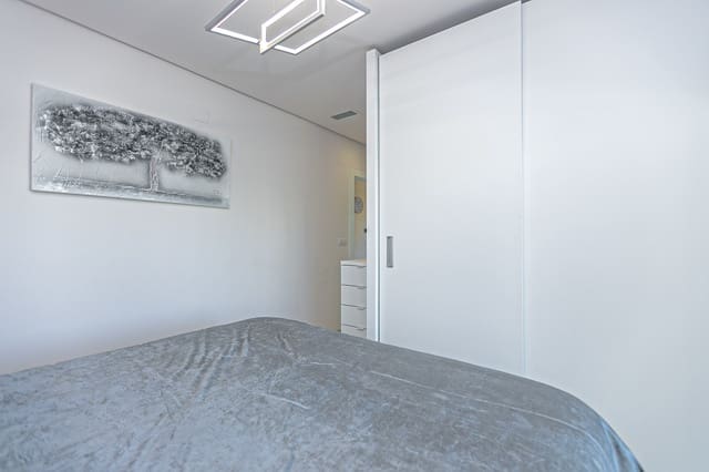 3 makuuhuone Huoneisto myytävänä paikassa Los Dolses, Orihuela mukana uima-altaan 
autotalli - 274 995 € (Ref: 9825672)