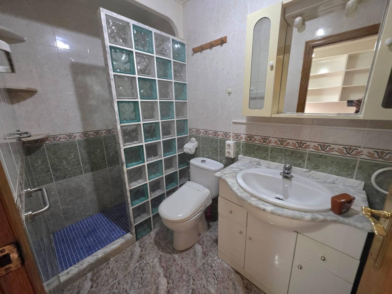 Ático de 3 habitaciones en Torrevieja en venta - 239.900 € (Ref: 9825675)
