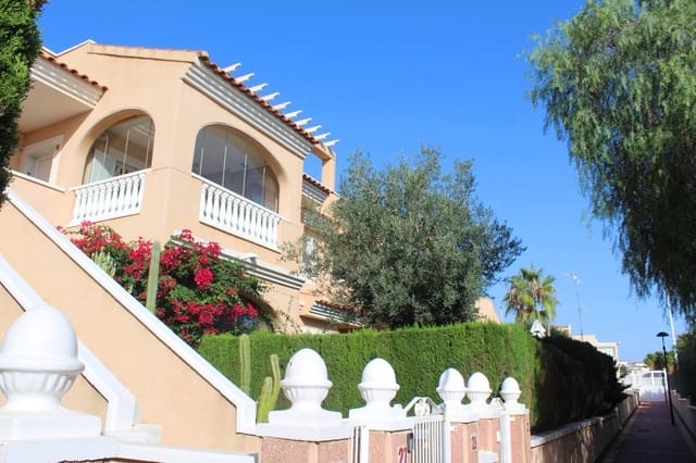 2 sypialnia Penthouse na sprzedaż w La Zenia, Orihuela z basenem garażem - 225 000 € (Ref: 9825685)