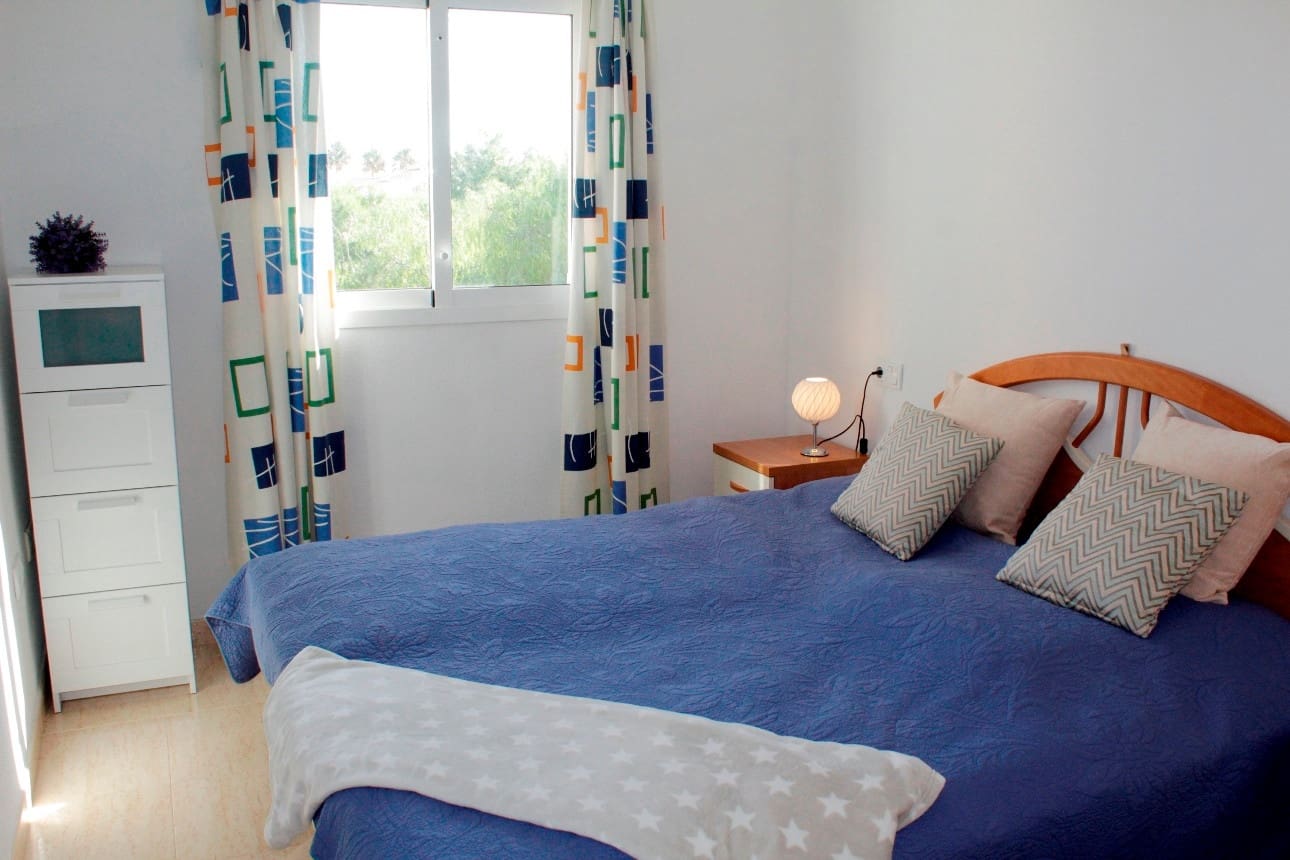 2 sypialnia Penthouse na sprzedaż w Orihuela Costa z basenem garażem - 225 000 € (Ref: 9825685)