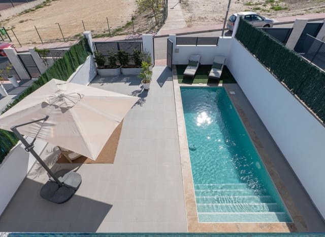 3 soveværelse Villa til salg i Bigastro med swimmingpool - € 349.000 (Ref: 9825701)