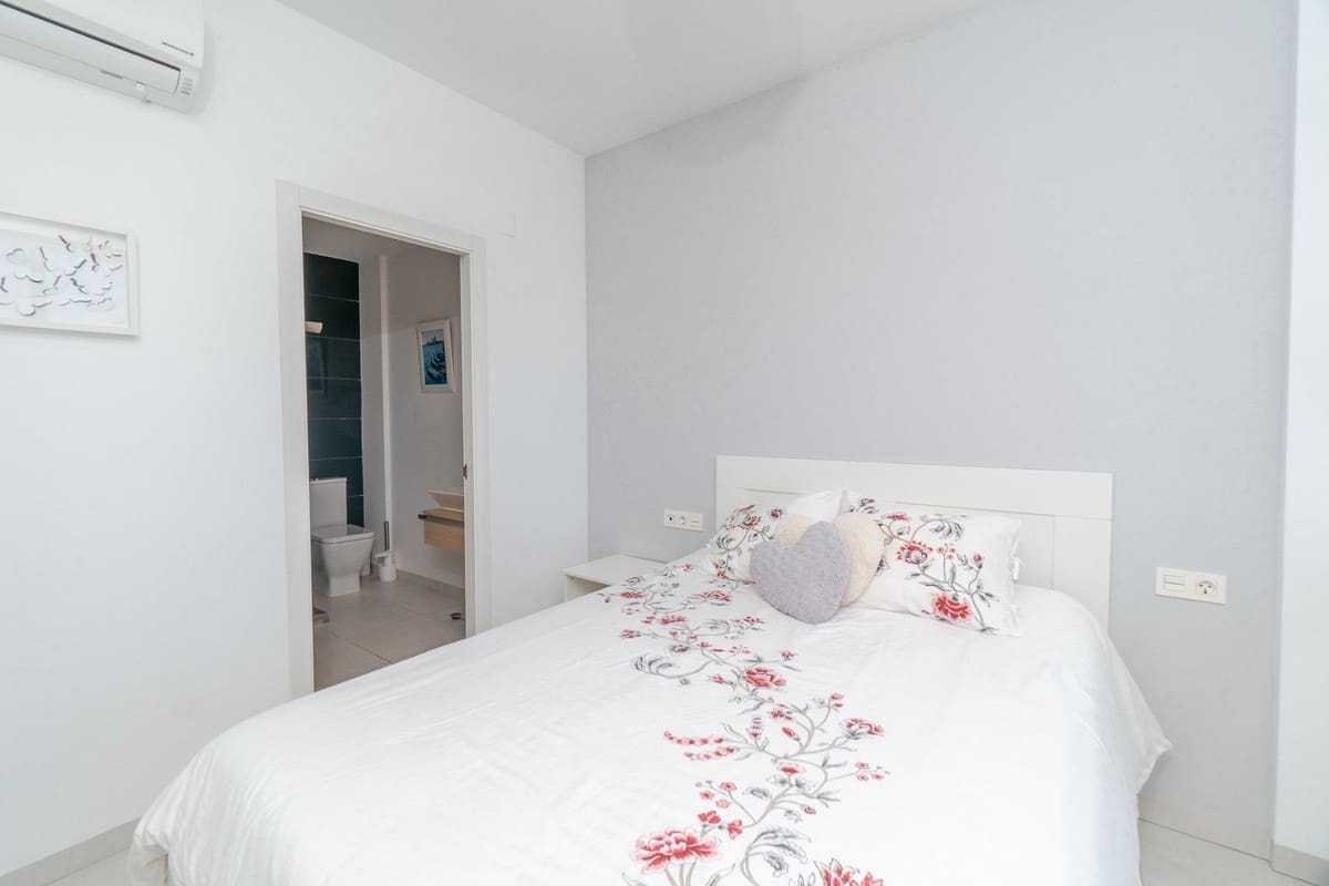 2 bedroom Apartment for sale in Orihuela - € 249,900 (Ref: 9825708)