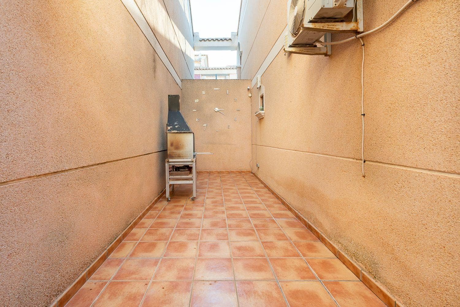 2 soveværelse Bungalow til salg i Orihuela Costa med swimmingpool - € 159.900 (Ref: 9827349)