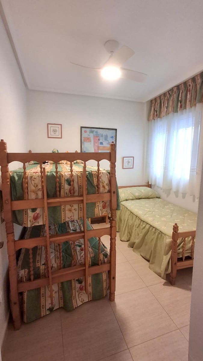 2 soverom Leilighet til salgs i Torrevieja med garasje - € 165 000 (Ref: 9827350)