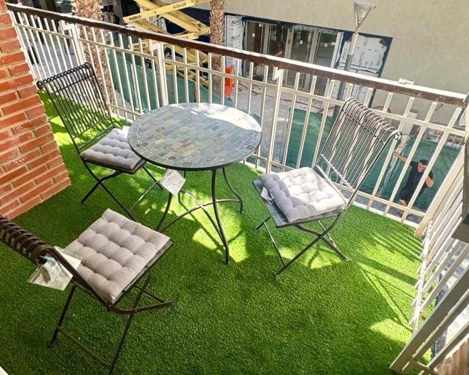 4 sypialnia Apartament na sprzedaż w Torrevieja - 285 000 € (Ref: 9827351)