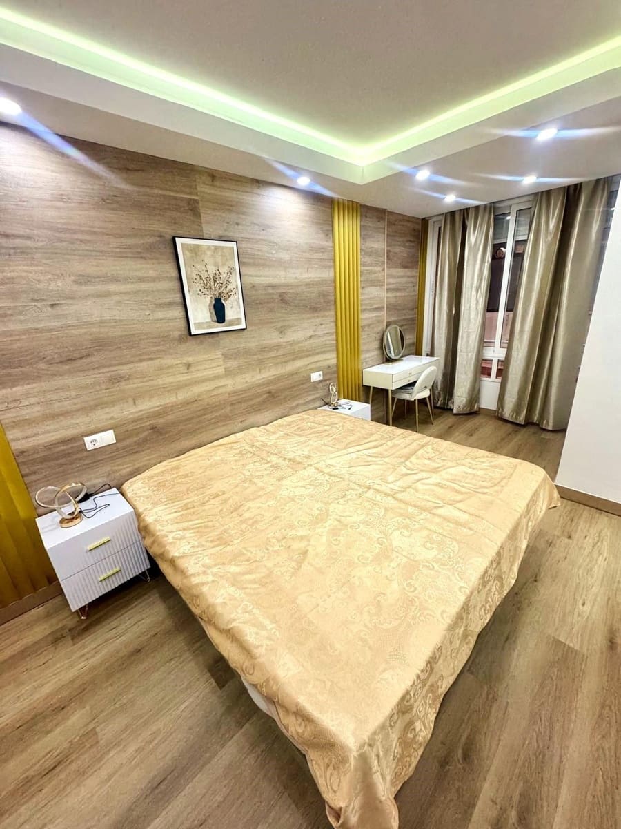 4 sypialnia Apartament na sprzedaż w Torrevieja - 285 000 € (Ref: 9827351)