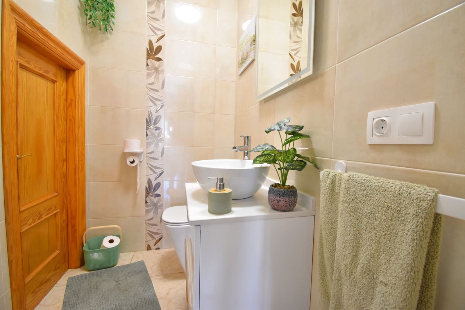 3 quarto Moradia Geminada para venda em Orihuela Costa com piscina garagem - 249 000 € (Ref: 9827397)