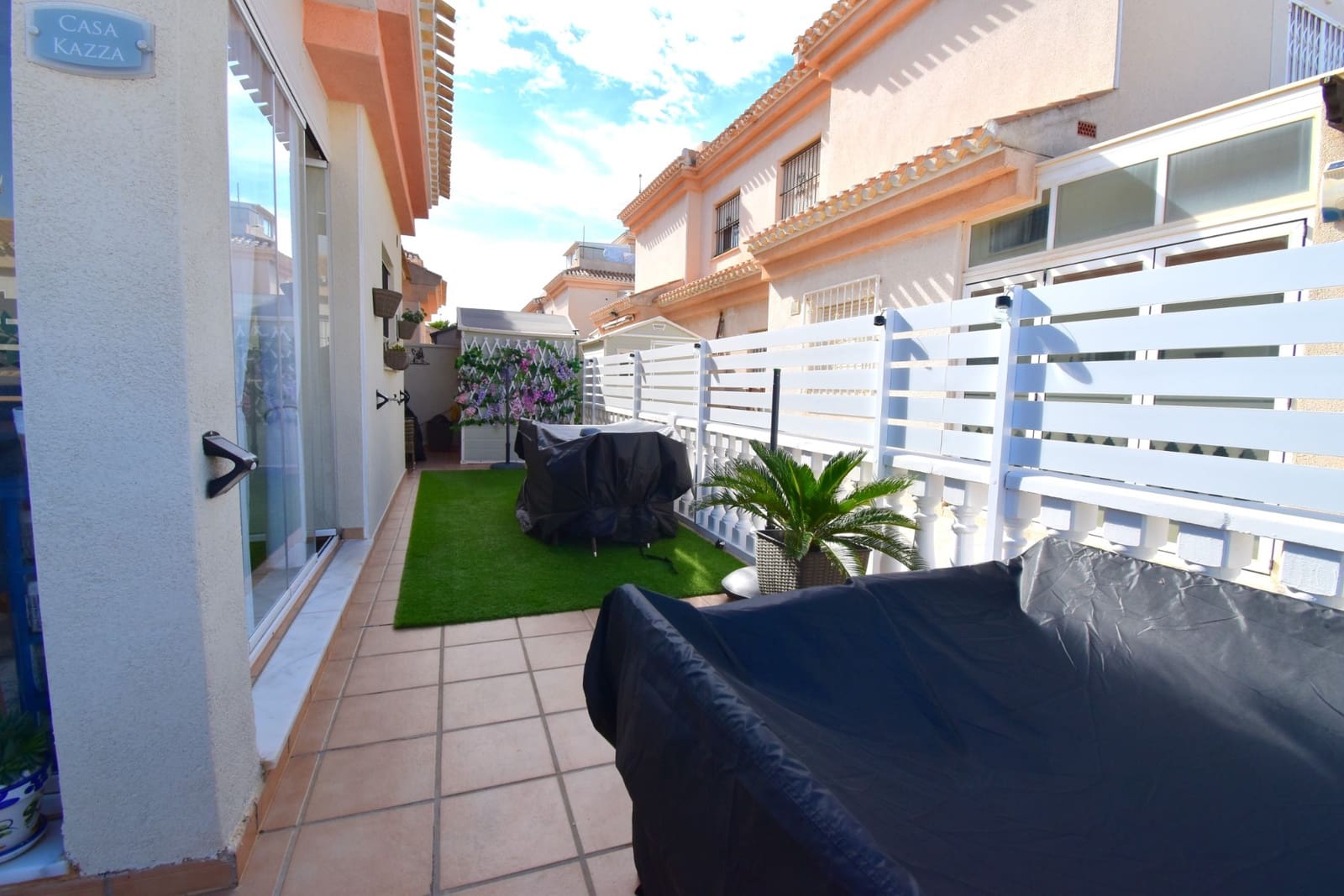 3 quarto Moradia Geminada para venda em Orihuela Costa com piscina garagem - 249 000 € (Ref: 9827397)