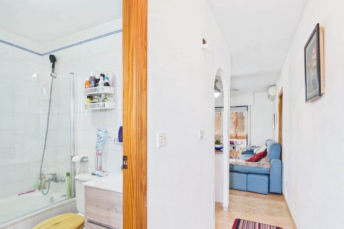 Apartamento de 1 habitación en Los Alcázares en venta - 105.000 € (Ref: 9833963)