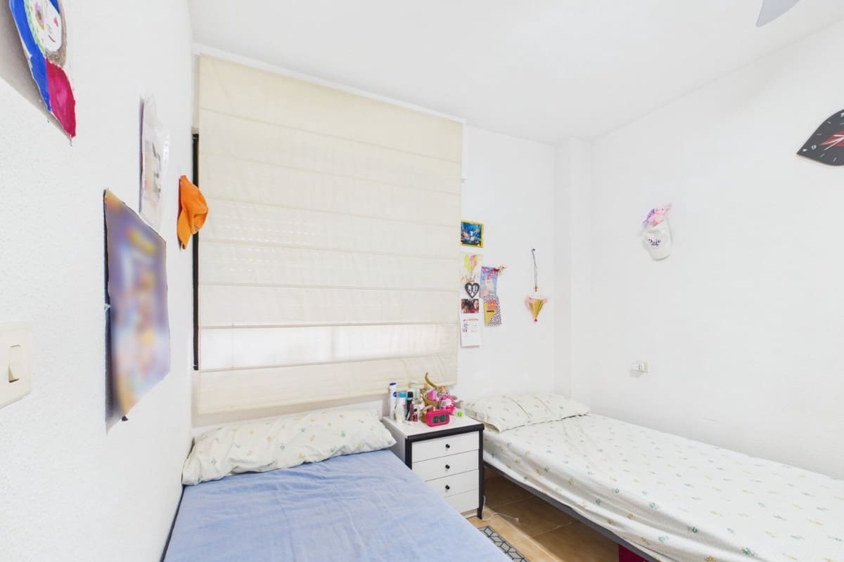 Apartamento de 1 habitación en Los Alcázares en venta - 105.000 € (Ref: 9833963)