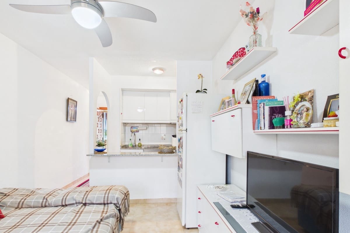 Apartamento de 1 habitación en Los Alcázares en venta - 105.000 € (Ref: 9833963)
