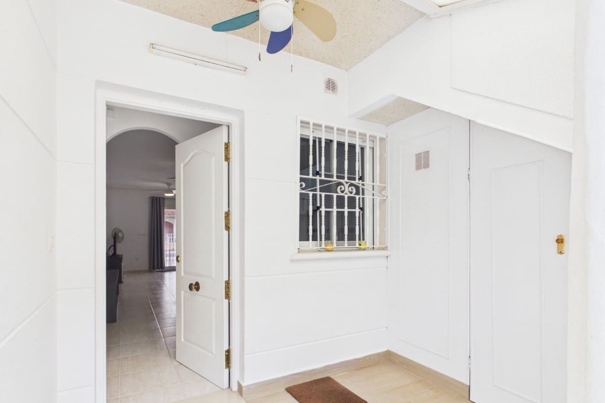 2 sypialnia Apartament na sprzedaż w Los Alcazares - 179 950 € (Ref: 9833964)