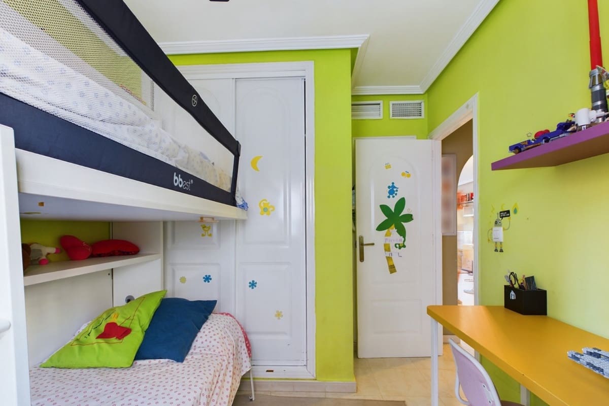 2 soveværelse Lejlighed til salg i Los Alcazares - € 199.995 (Ref: 9833969)