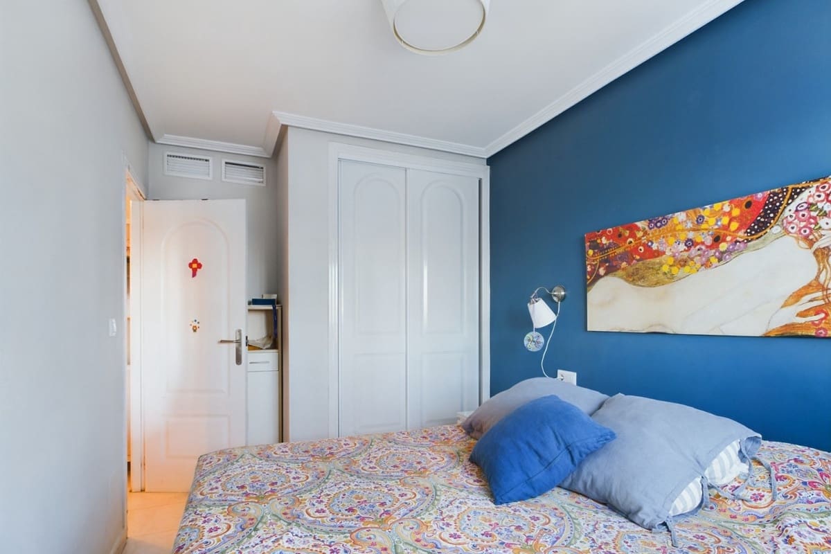 2 soveværelse Lejlighed til salg i Los Alcazares - € 199.995 (Ref: 9833969)