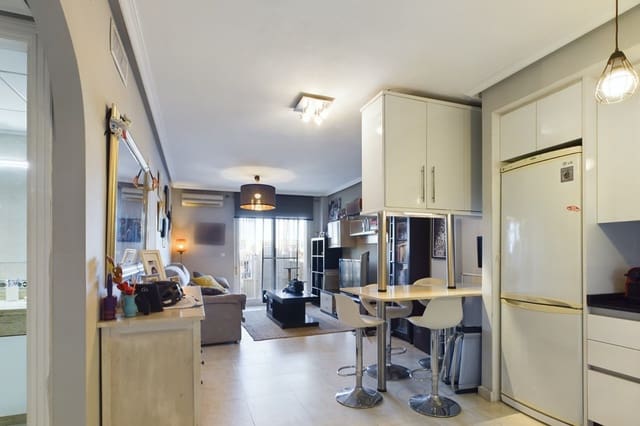 2 slaapkamer Appartement te koop in Centro, Los Alcázares - € 199.995 (Ref: 9833969)