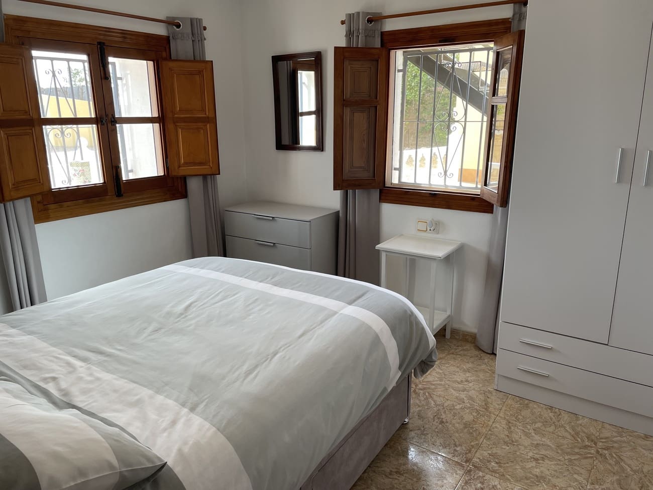 5 bedroom Villa for sale in Alhama de Murcia with pool garage - € 299,950 (Ref: 9833971)