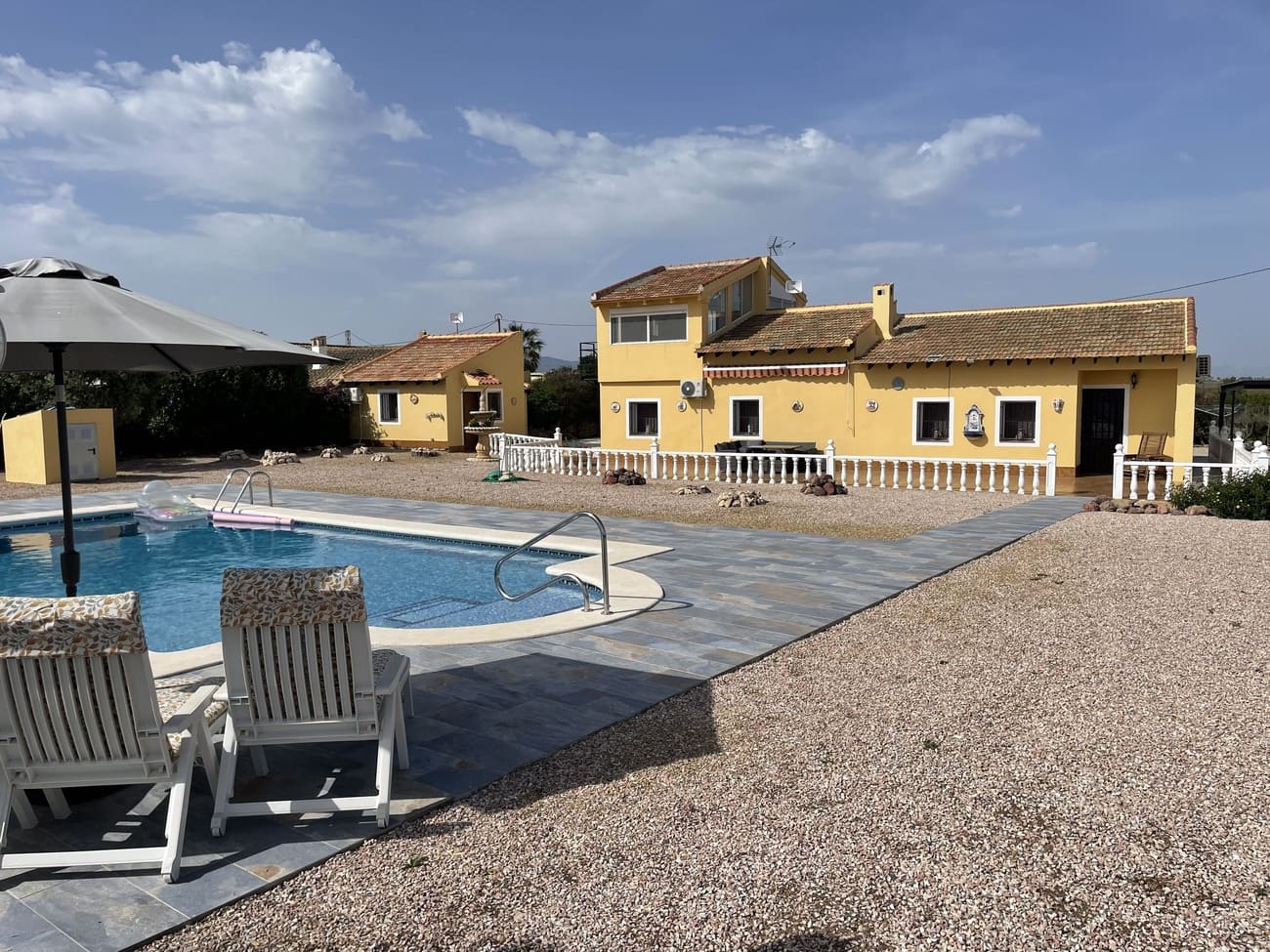 5 bedroom Villa for sale in Alhama de Murcia with pool garage - € 299,950 (Ref: 9833971)