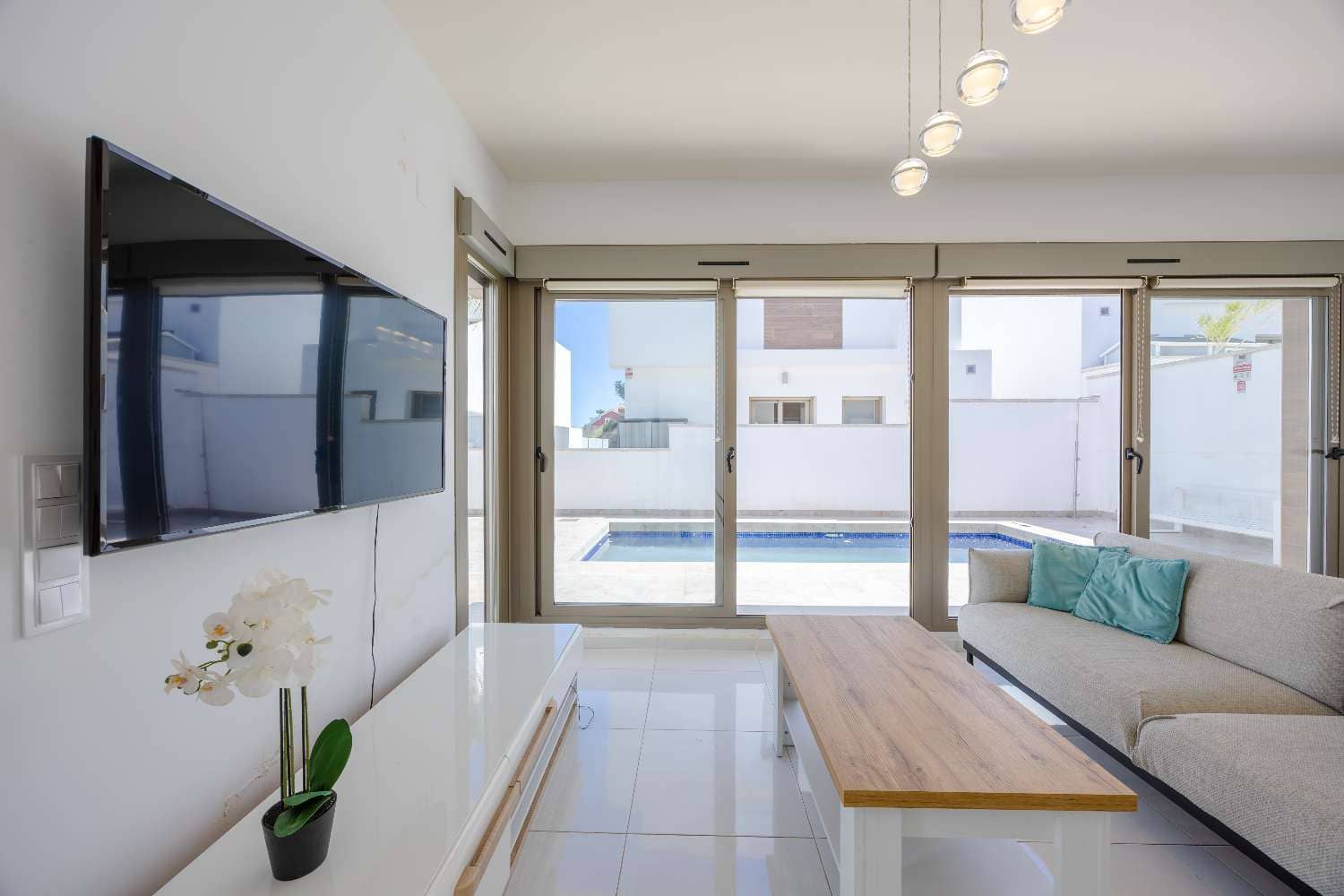 3 soveværelse Villa til salg i Orihuela med swimmingpool garage - € 449.000 (Ref: 9833982)