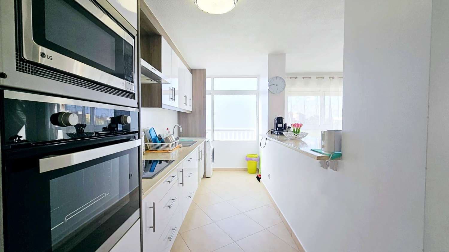 3 chambre Appartement à vendre à Torrevieja - 249 500 € (Ref: 9833983)