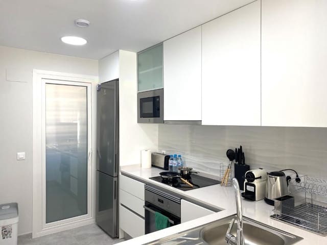 2 soverom Leilighet til salgs i Blue Lagoon med svømmebasseng - € 325 000 (Ref: 9838663)