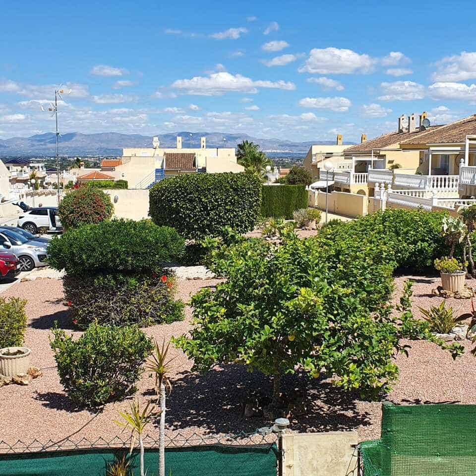 3 quarto Casa em Banda para venda em Benimar com piscina - 279 000 € (Ref: 9838665)