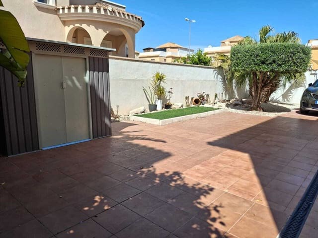4 soverom Villa til salgs i Ciudad Quesada, Rojales med svømmebasseng garasje - € 395 000 (Ref: 9838665)