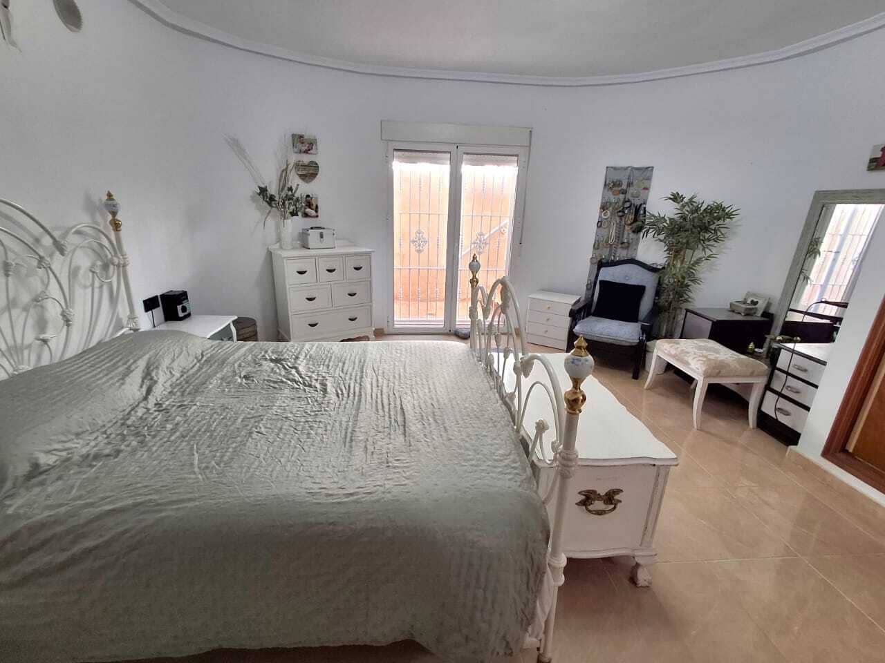 4 soverom Villa til salgs i Ciudad Quesada med svømmebasseng garasje - € 395 000 (Ref: 9838665)