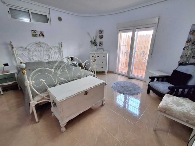 4 soverom Villa til salgs i Ciudad Quesada, Rojales med svømmebasseng garasje - € 395 000 (Ref: 9838665)