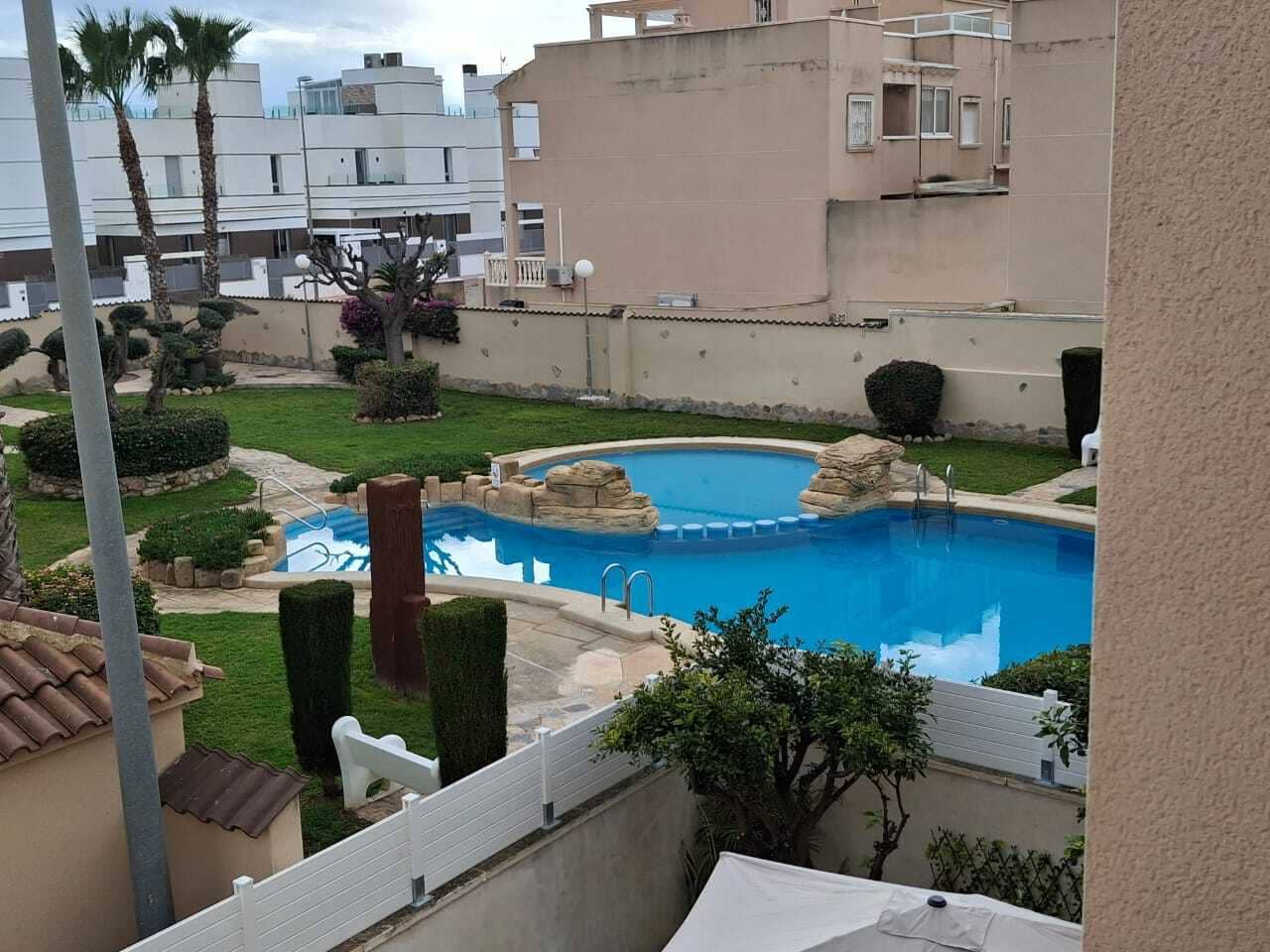 4 soverom Villa til salgs i Ciudad Quesada med svømmebasseng garasje - € 395 000 (Ref: 9838665)