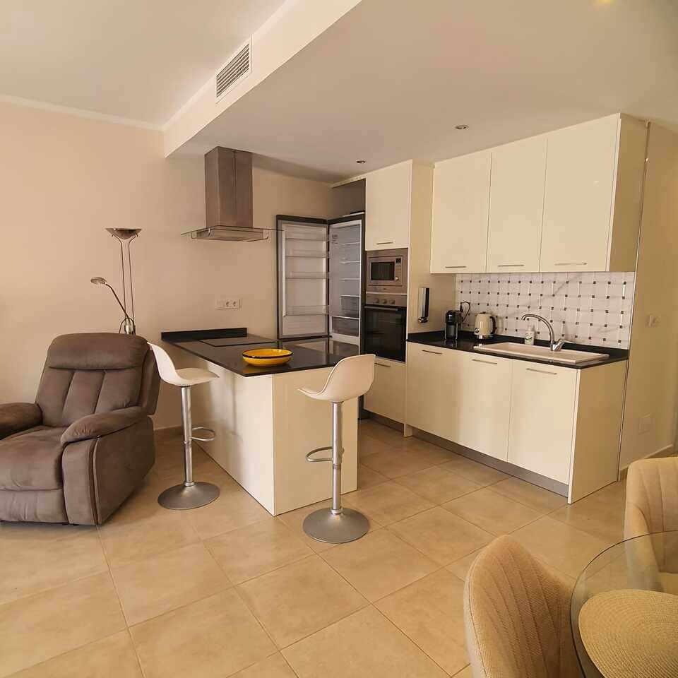 3 bedroom Townhouse for sale in La Marquesa with pool - € 280,000 (Ref: 9838666)