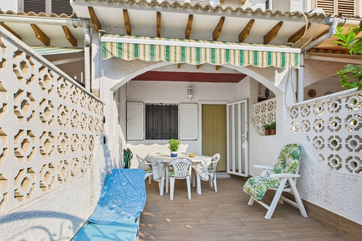 Casa de 2 habitaciones en Los Alcázares en venta - 129.900 € (Ref: 9838667)