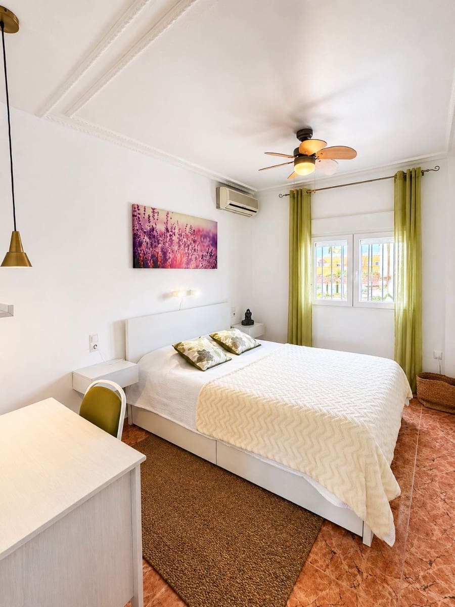 3 camera da letto Villa in vendita in Torrevieja - 399.000 € (Rif: 9840468)