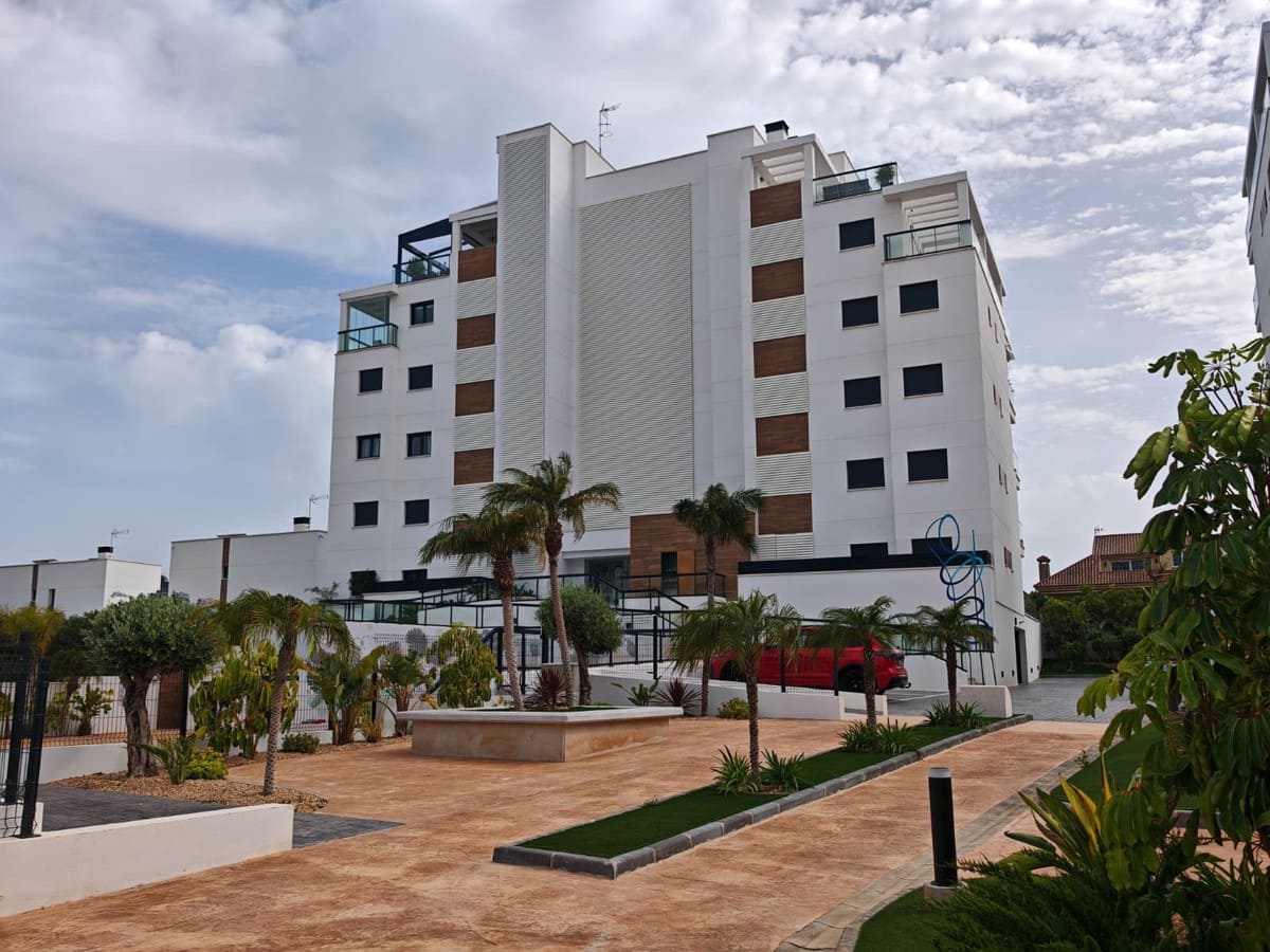 3 bedroom Apartment for sale in Orihuela with pool garage - € 577,500 (Ref: 9840469)
