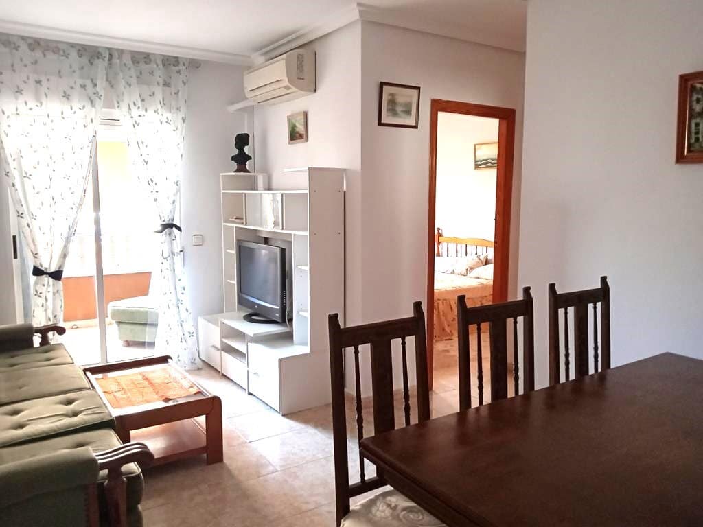 2 chambre Appartement à vendre à Torrevieja - 135 000 € (Ref: 9840479)